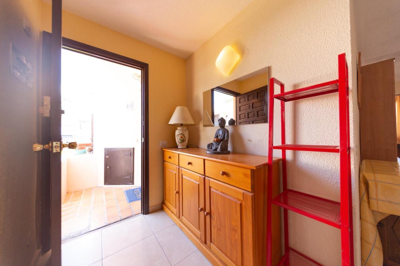 Apartamento En Sur Y Sol Los Cristianos Los Cristianos  Exterior photo
